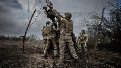Ukrainian soldiers in the Donetsk region